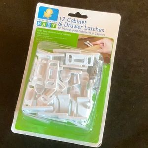 12 Cabinet & Drawer Latches